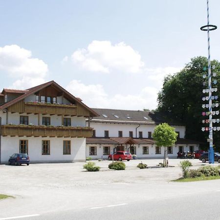 Landgasthof Pauliwirt Erharting エクステリア 写真